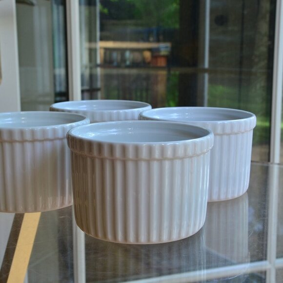 CRATE & BARREL Set of 4 deep white ramekins with ribbing - Picture 2 of 6